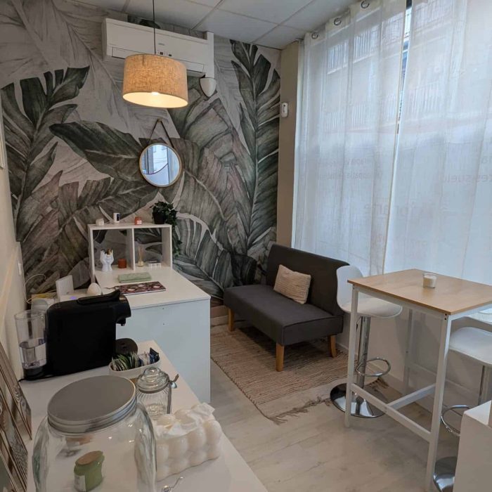 Espacio acogedor y moderno en Lekua para relajarse y trabajar en un ambiente cómodo.